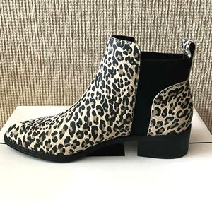 **NEW** LEATHER DOLCE VITA BOOT BY STEVE MADDEN SIZE 9